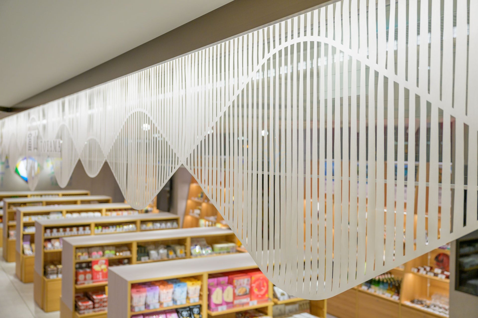 富山・石川・福井情報発信拠点 HOKURIKU+